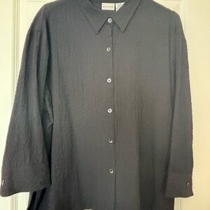 White Stag Black Textured Top